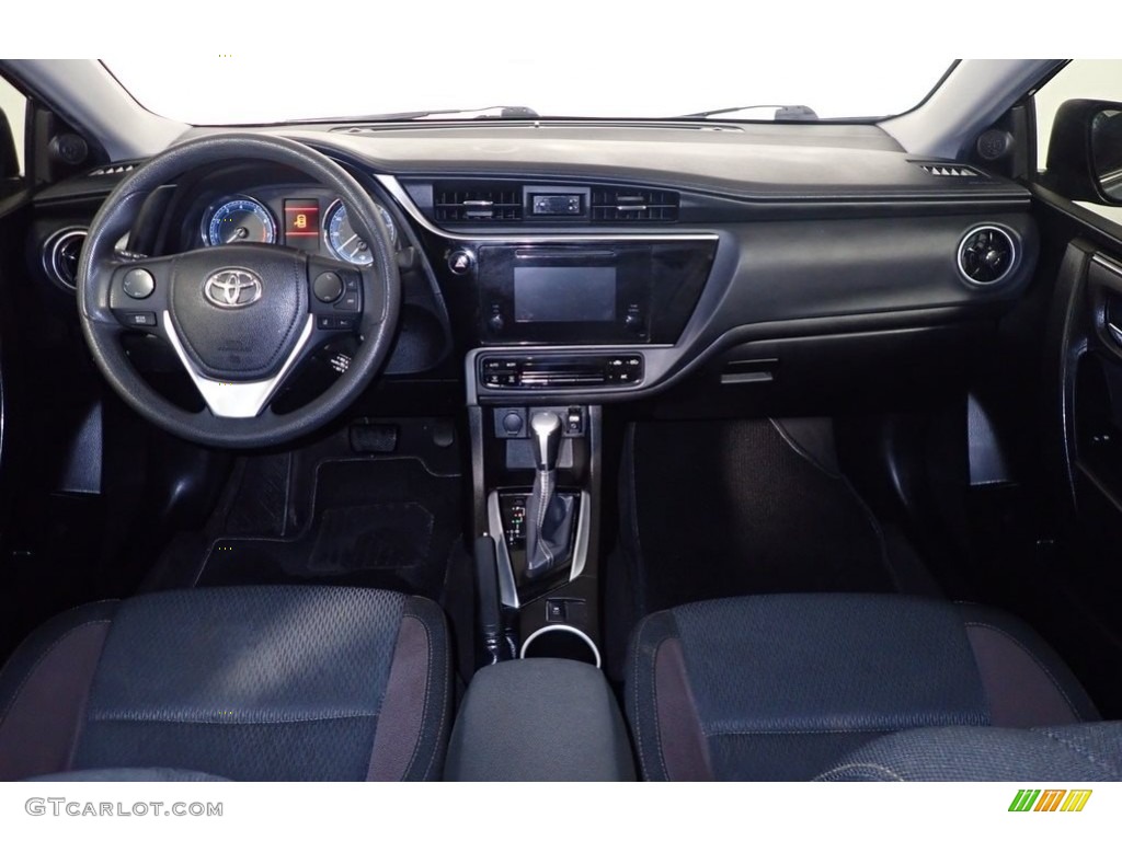 2019 Corolla LE - Falcon Gray metallic / Black photo #20