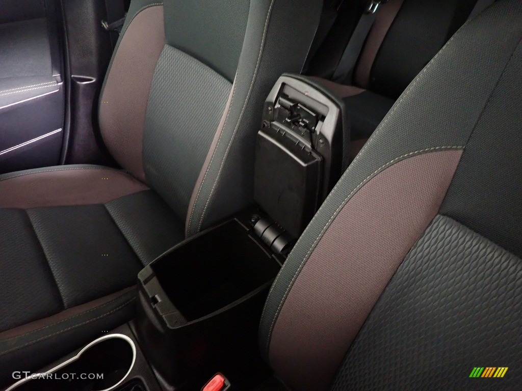 2019 Corolla LE - Falcon Gray metallic / Black photo #29