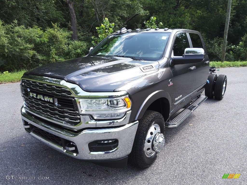 Granite Crystal Metallic 2022 Ram 3500 Limited Crew Cab 4x4 Chassis Exterior Photo #144734095