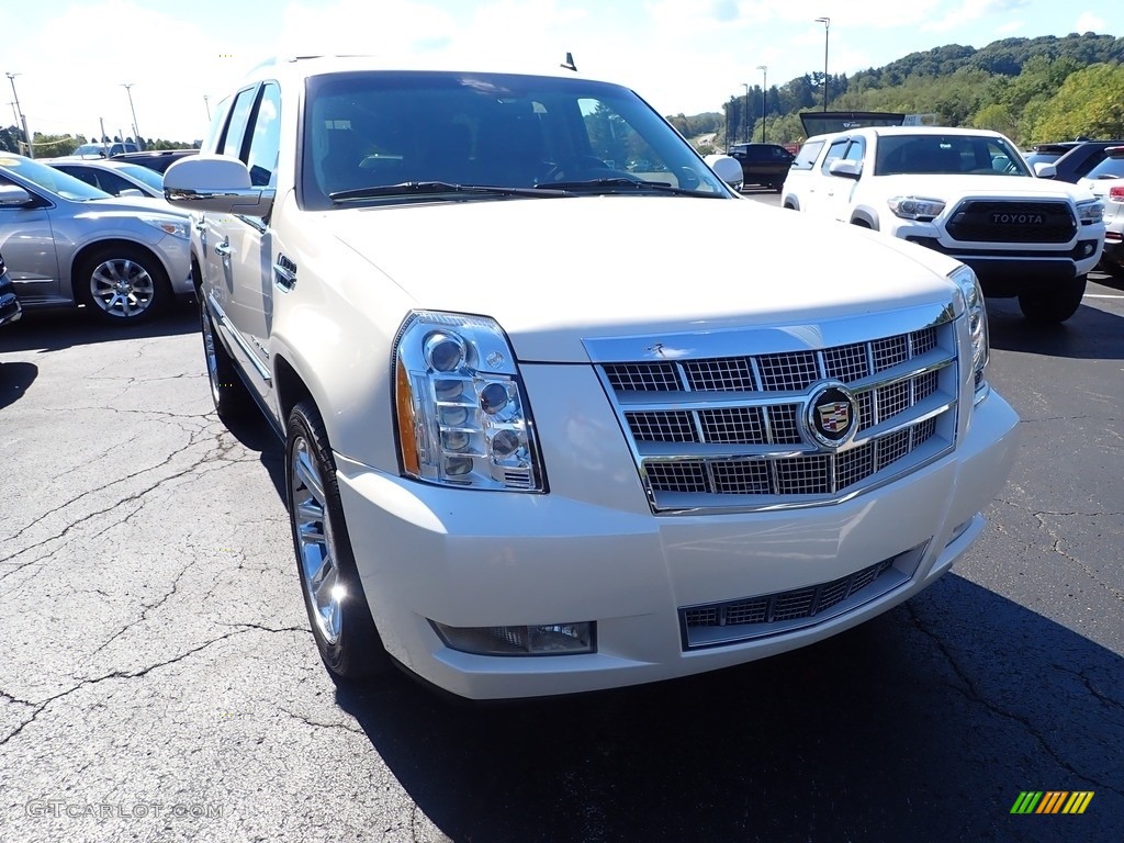 2013 Escalade Platinum AWD - White Diamond Tricoat / Ebony photo #10