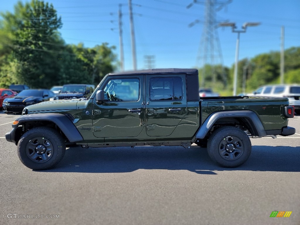 2022 Gladiator Sport 4x4 - Sarge Green / Black photo #3