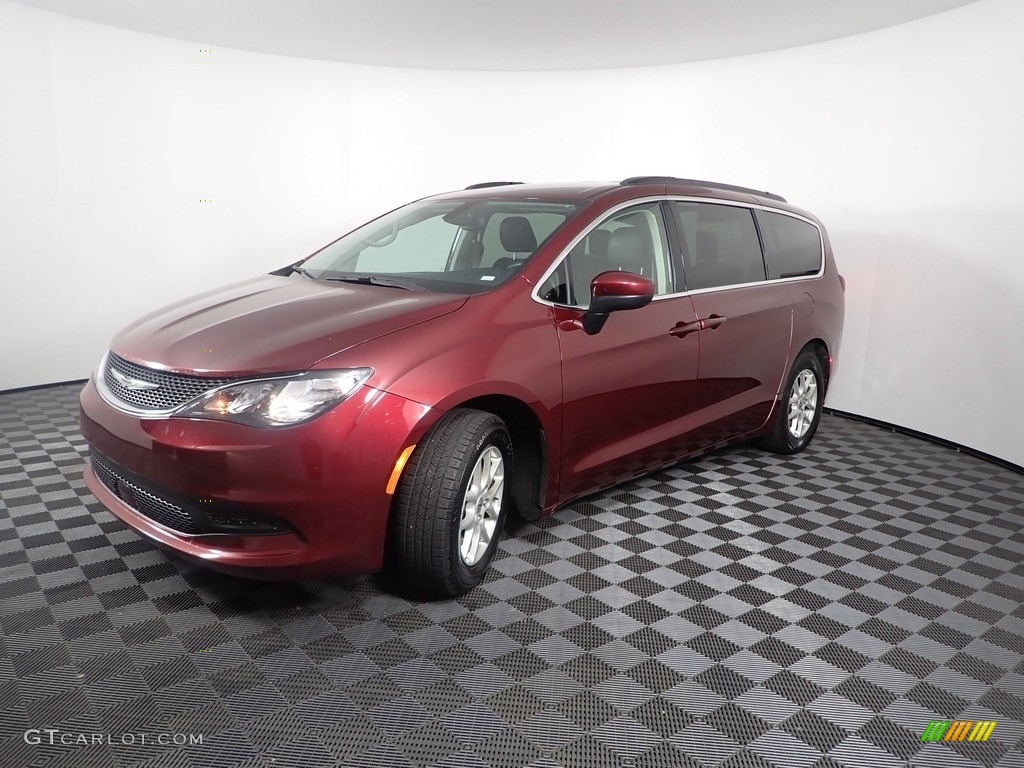 2021 Chrysler Voyager LXI Exterior Photos