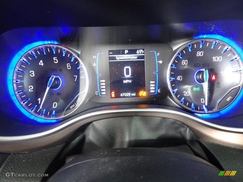 2021 Chrysler Voyager LXI Gauges Photo #144740002