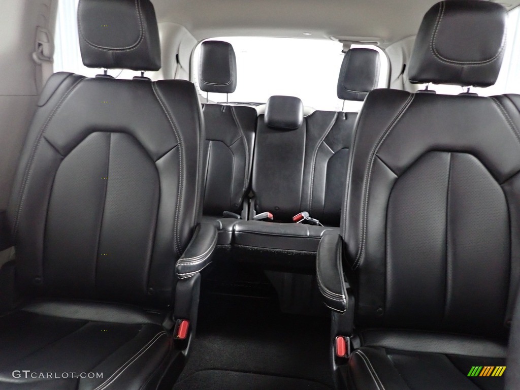 Black/Alloy Interior 2021 Chrysler Voyager LXI Photo #144740066