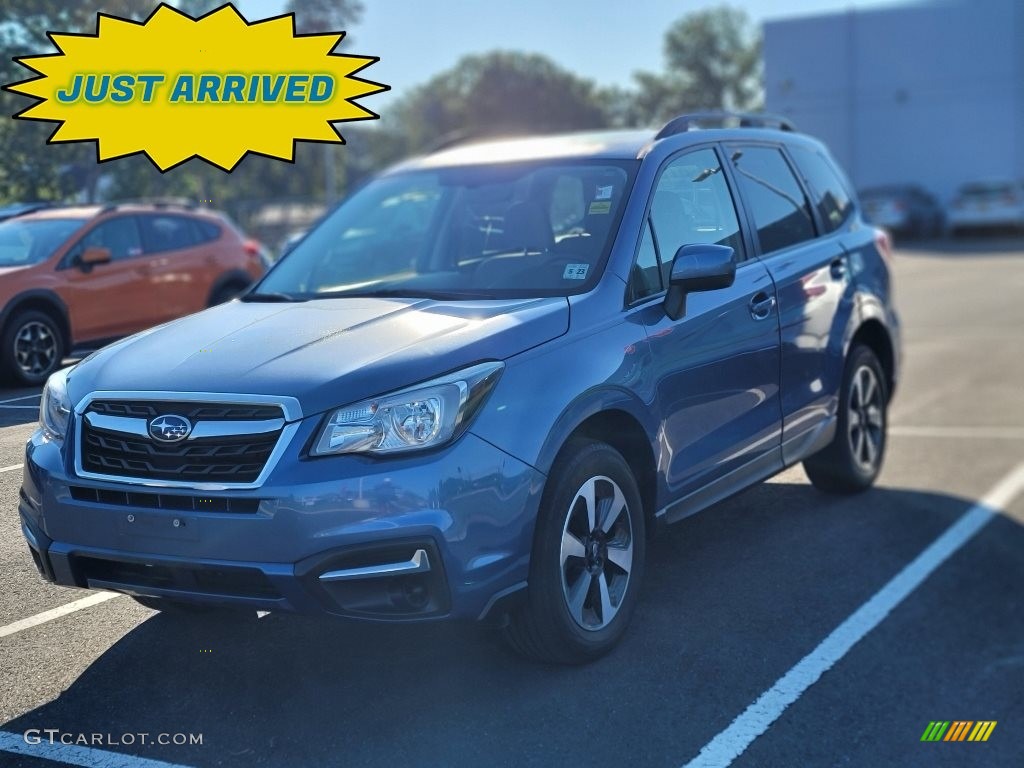 2018 Forester 2.5i Premium - Quartz Blue Pearl / Platinum photo #1