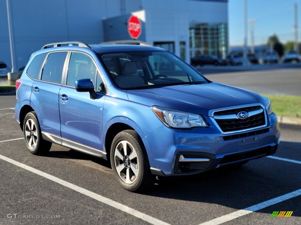 2018 Forester 2.5i Premium - Quartz Blue Pearl / Platinum photo #3