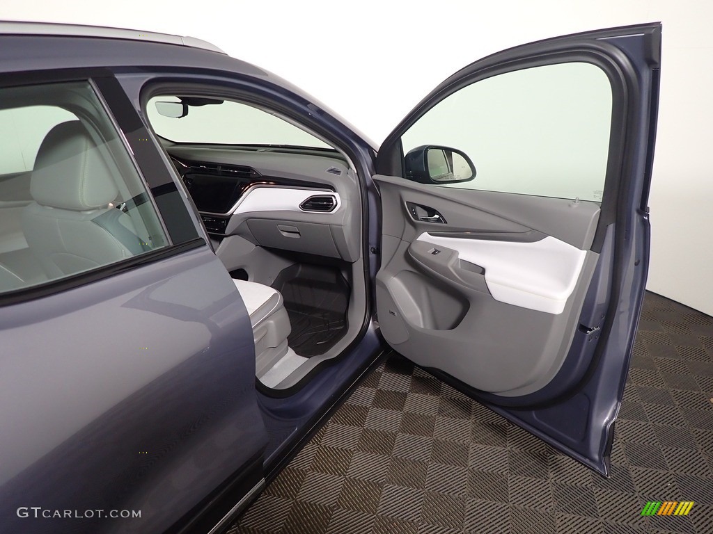 2022 Chevrolet Bolt EV LT Door Panel Photos