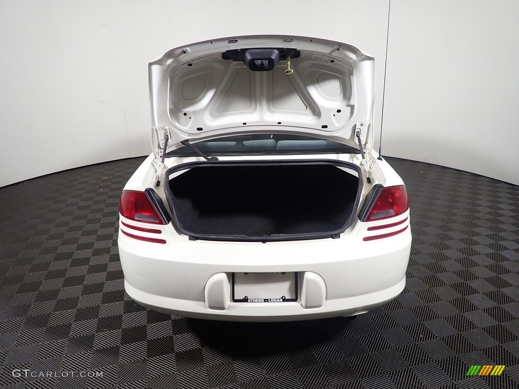 2001 Stratus SE Sedan - Stone White / Dark Slate Gray photo #11