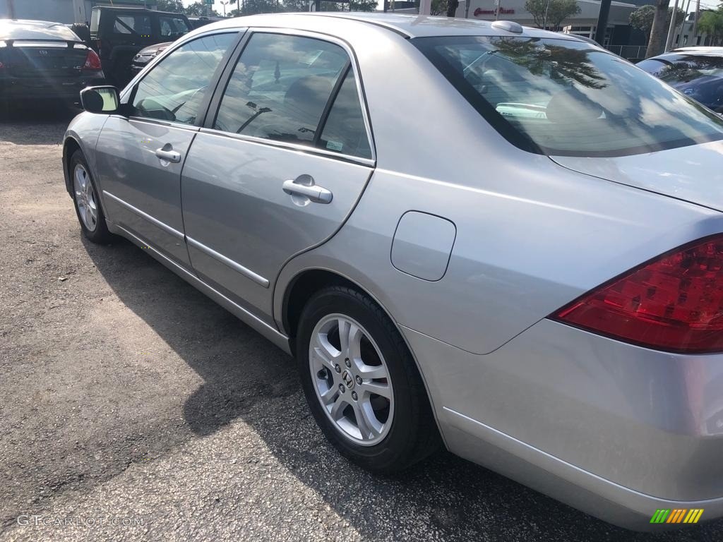 2006 Accord EX Sedan - Alabaster Silver Metallic / Black photo #5