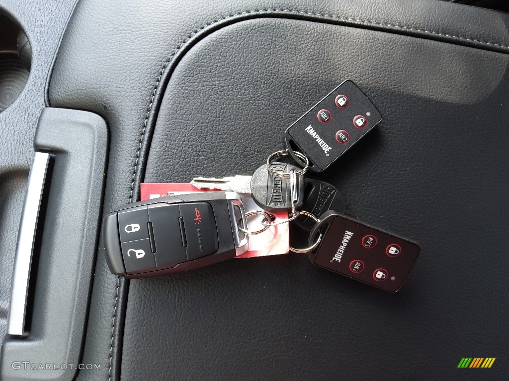 2022 Ram 5500 Tradesman Crew Cab 4x4 Chassis Keys Photo #144743011