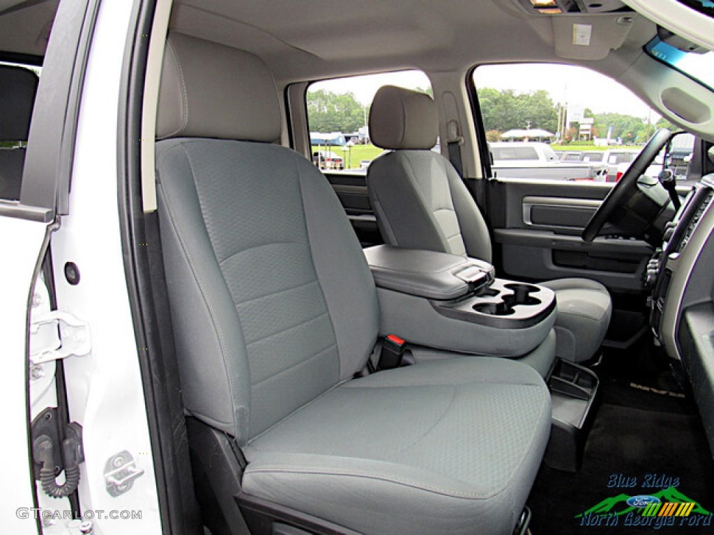 2016 Ram 2500 SLT Crew Cab 4x4 Front Seat Photos