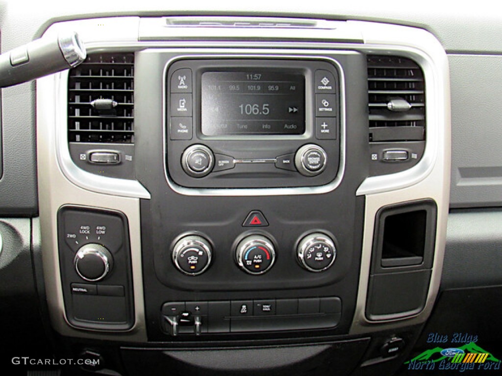2016 Ram 2500 SLT Crew Cab 4x4 Controls Photo #144744003
