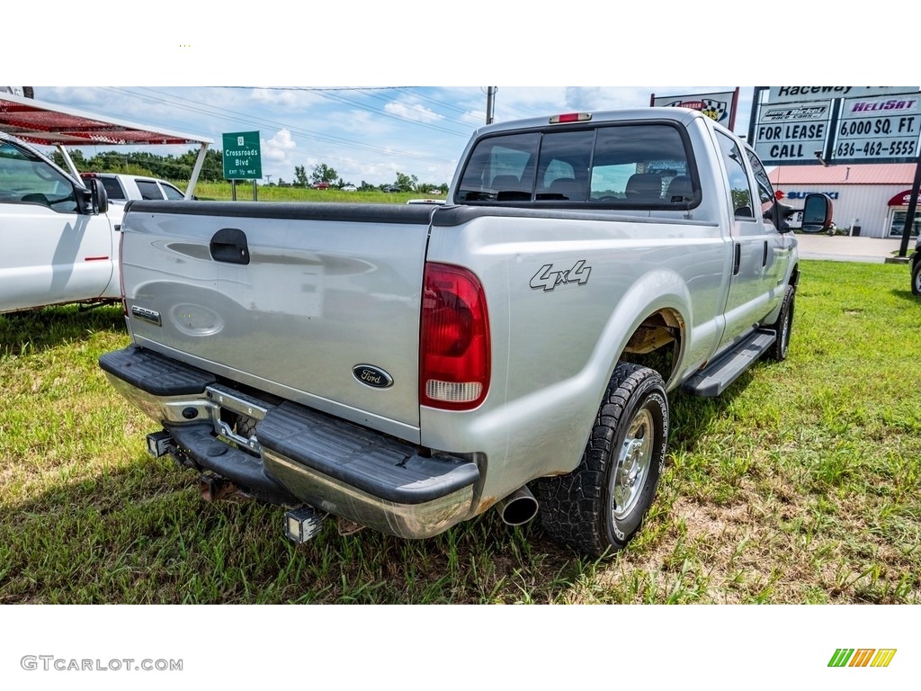 2006 F250 Super Duty XLT Crew Cab 4x4 - Dark Stone Metallic / Medium Flint photo #4