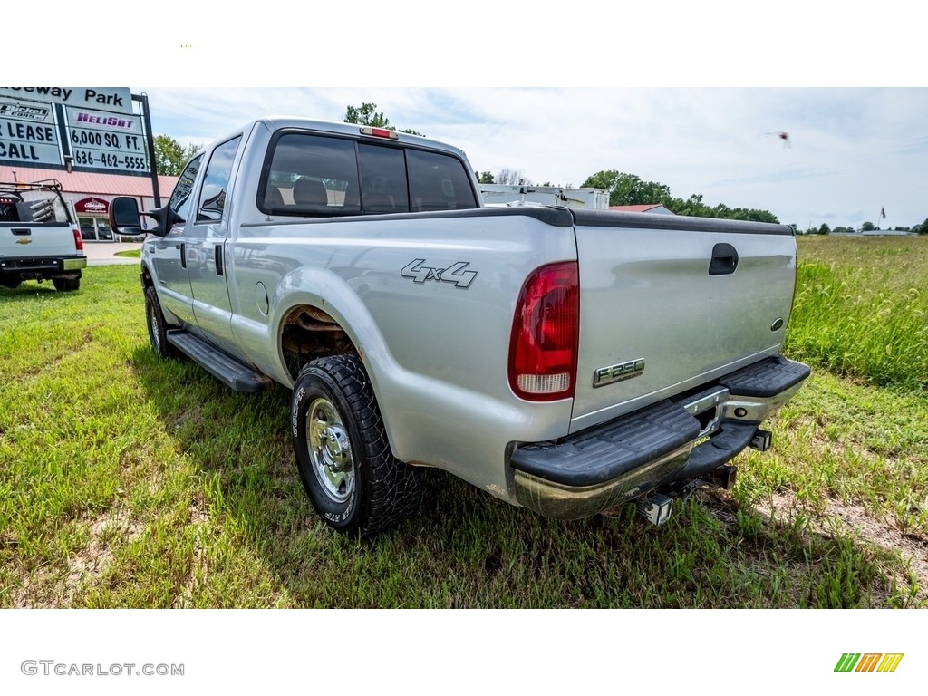 2006 F250 Super Duty XLT Crew Cab 4x4 - Dark Stone Metallic / Medium Flint photo #6