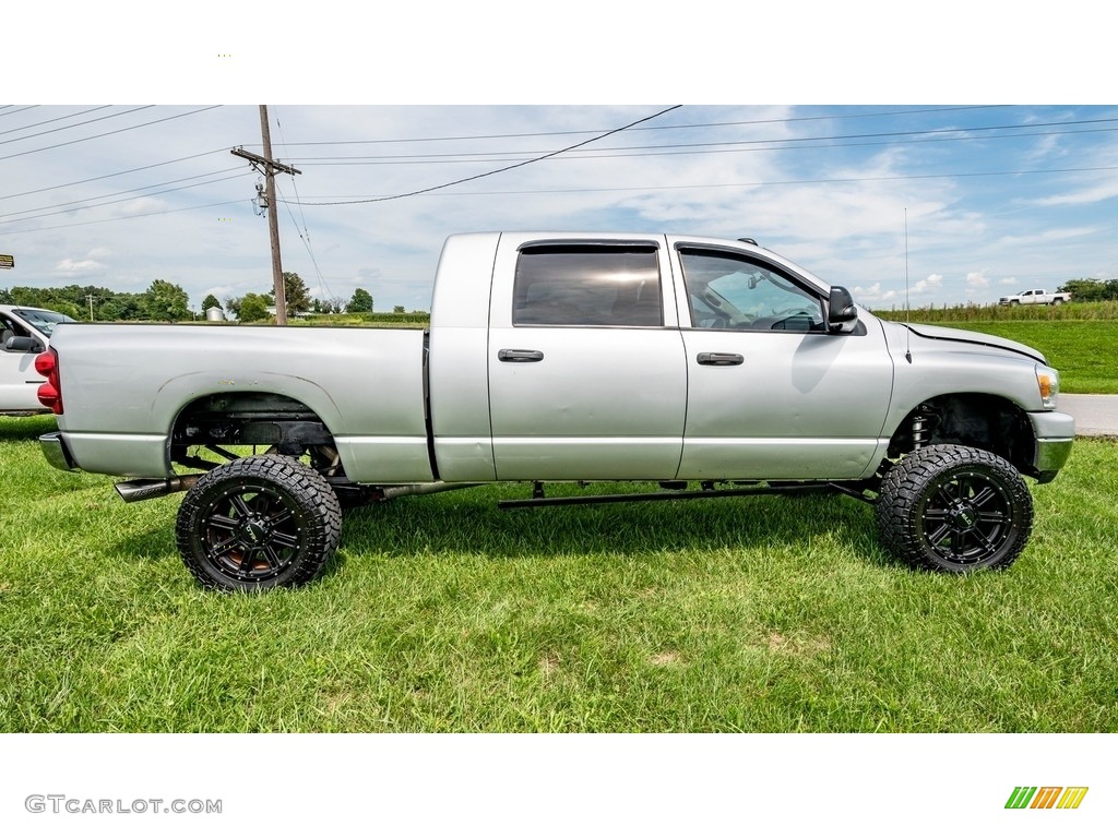 Bright Silver Metallic 2008 Dodge Ram 3500 SLT Mega Cab 4x4 Exterior Photo #144745074