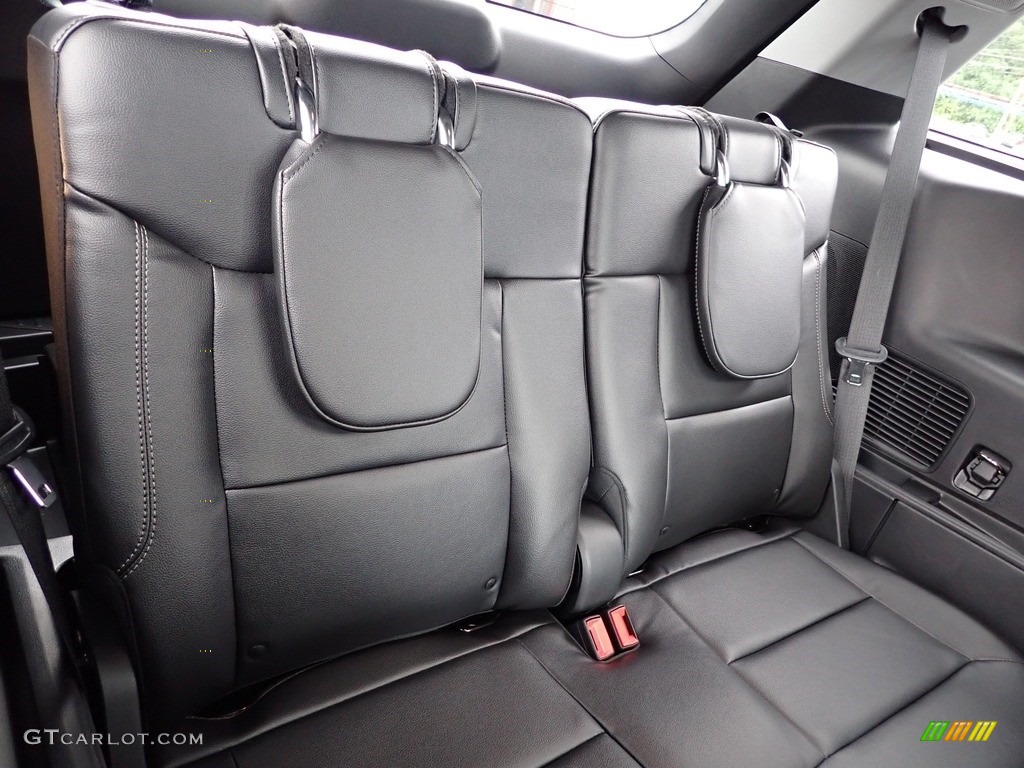 2022 Ford Explorer Limited 4WD Rear Seat Photos