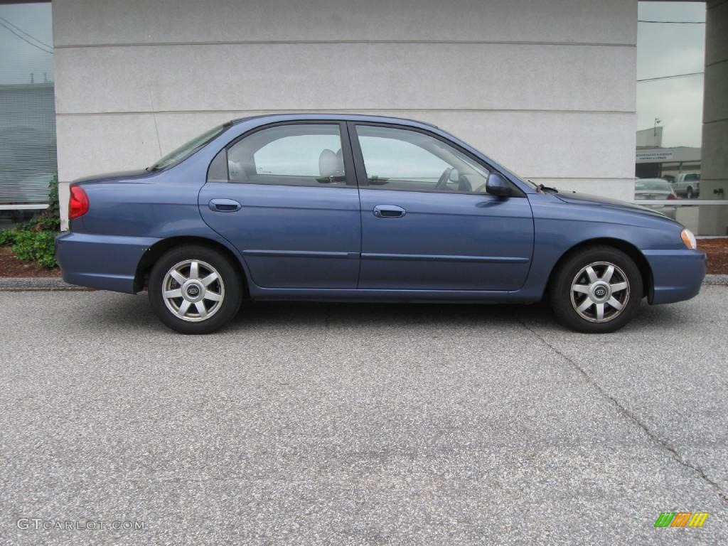2003 Spectra LS Sedan - Slate Blue / Beige photo #2