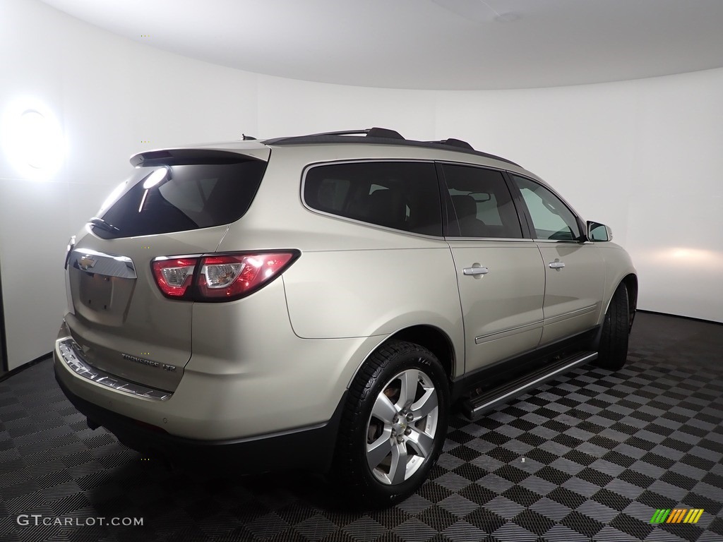 2013 Traverse LTZ AWD - Champagne Silver Metallic / Dark Titanium/Light Titanium photo #15