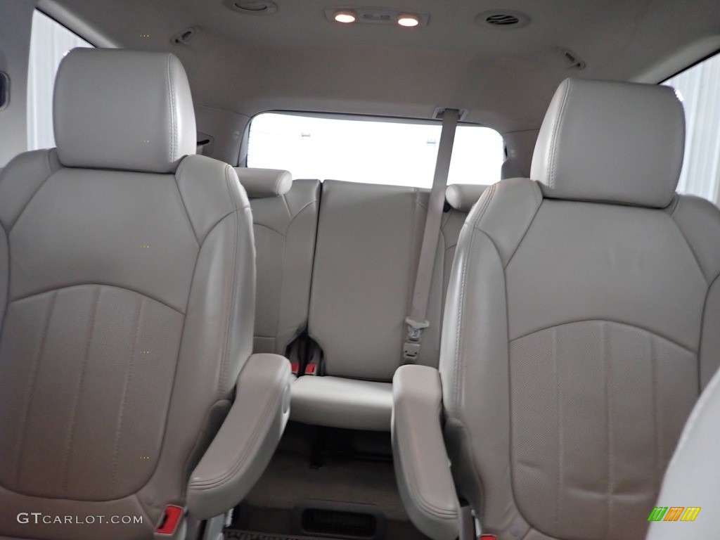 2013 Traverse LTZ AWD - Champagne Silver Metallic / Dark Titanium/Light Titanium photo #27