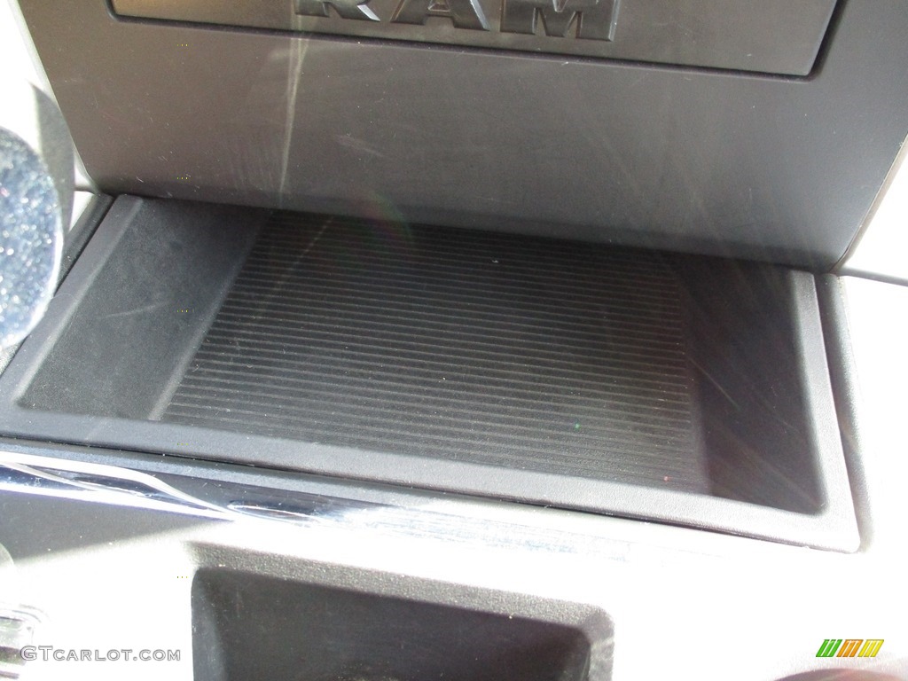 2012 Ram 1500 Sport Quad Cab 4x4 - Bright Silver Metallic / Dark Slate Gray photo #39
