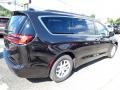 2022 Brilliant Black Crystal Pearl Chrysler Pacifica Touring L  photo #6