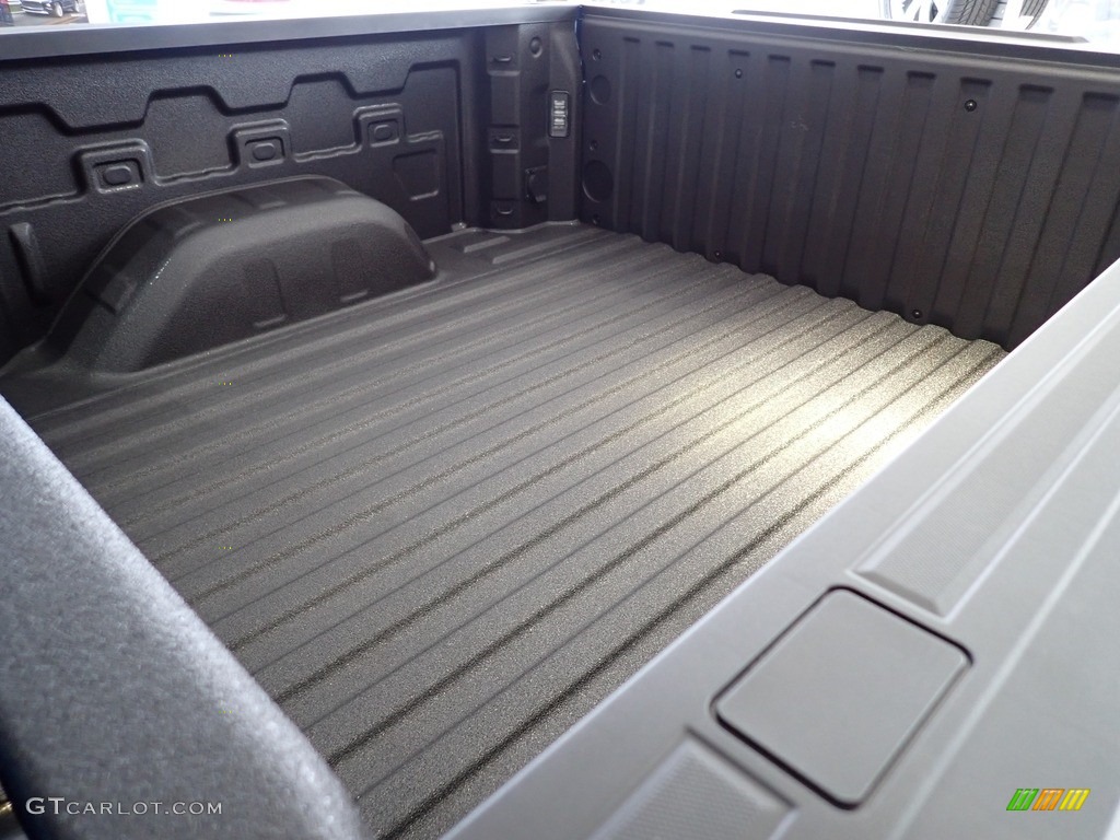 2022 Silverado 1500 Custom Crew Cab 4x4 - Glacier Blue Metallic / Jet Black photo #13
