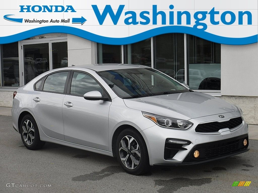 2019 Forte LXS - Gravity Grey / Black photo #1