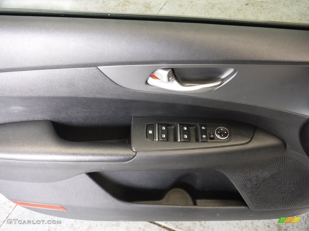 2019 Forte LXS - Gravity Grey / Black photo #20