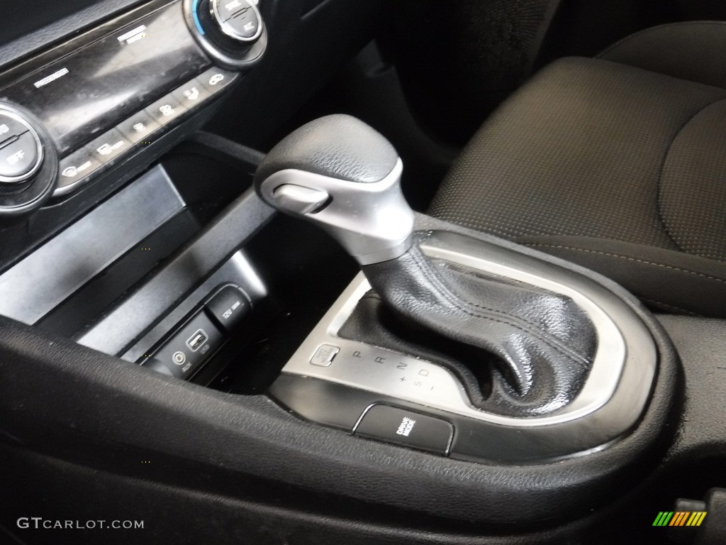 2019 Forte LXS - Gravity Grey / Black photo #21