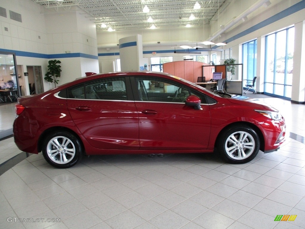 2018 Cruze LT - Cajun Red Tintcoat / Jet Black photo #4