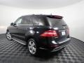 Black - ML 350 4Matic Photo No. 9