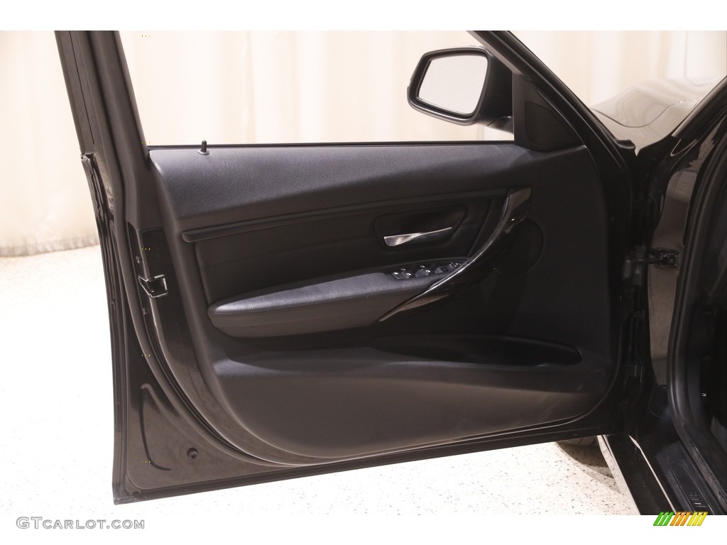 2015 3 Series 328i xDrive Sedan - Black Sapphire Metallic / Black photo #4