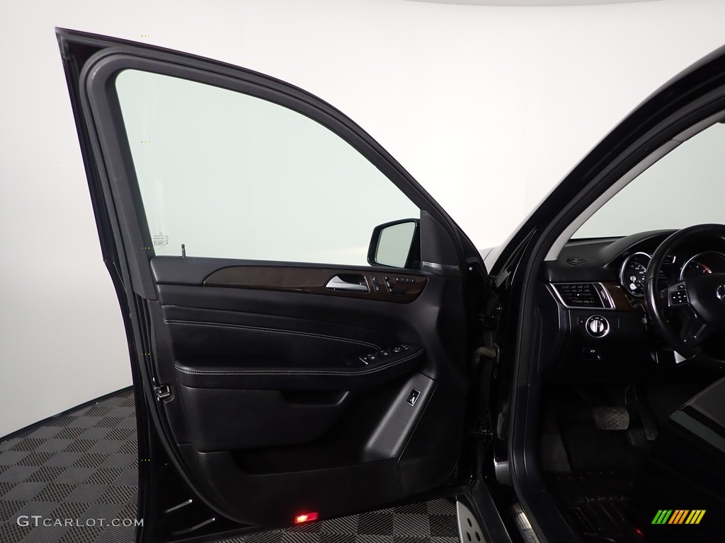2014 ML 350 4Matic - Black / Black photo #14