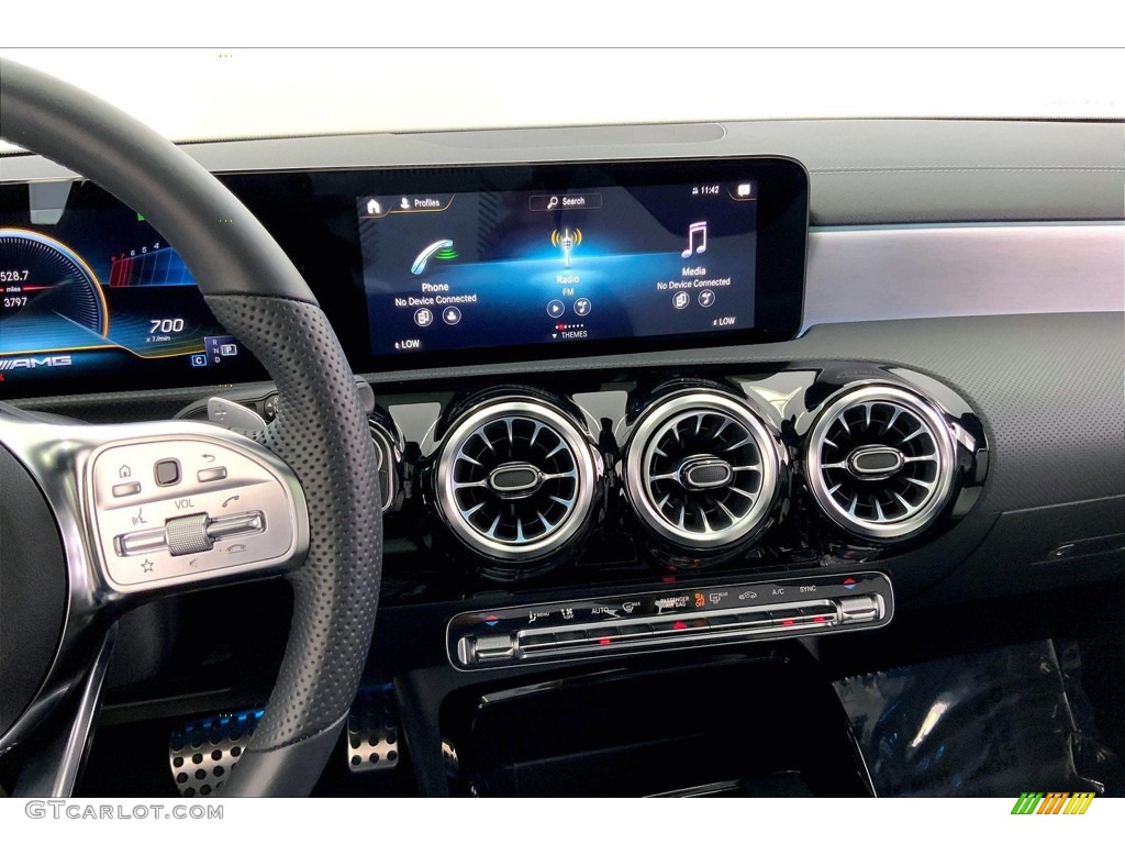 2022 Mercedes-Benz CLA AMG 35 Coupe Neva Gray/Black Dashboard Photo #144759681