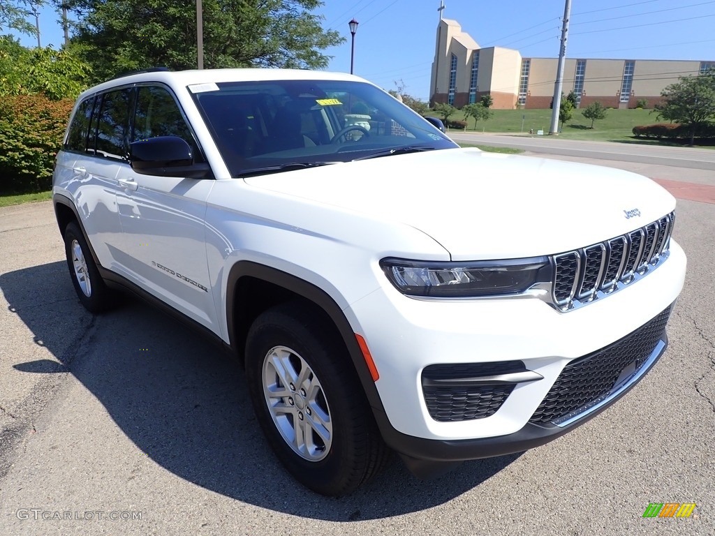 Bright White 2023 Jeep Grand Cherokee Laredo 4x4 Exterior Photo #144759798