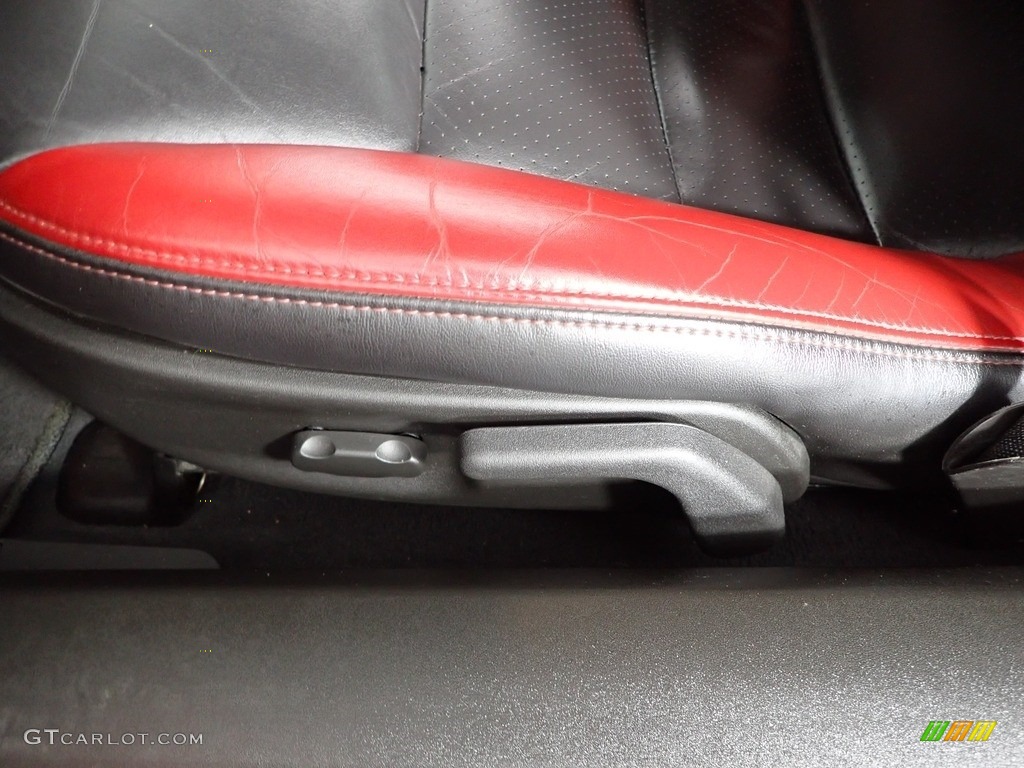 2006 Corvette Z06 - Victory Red / Ebony Black/Red photo #14