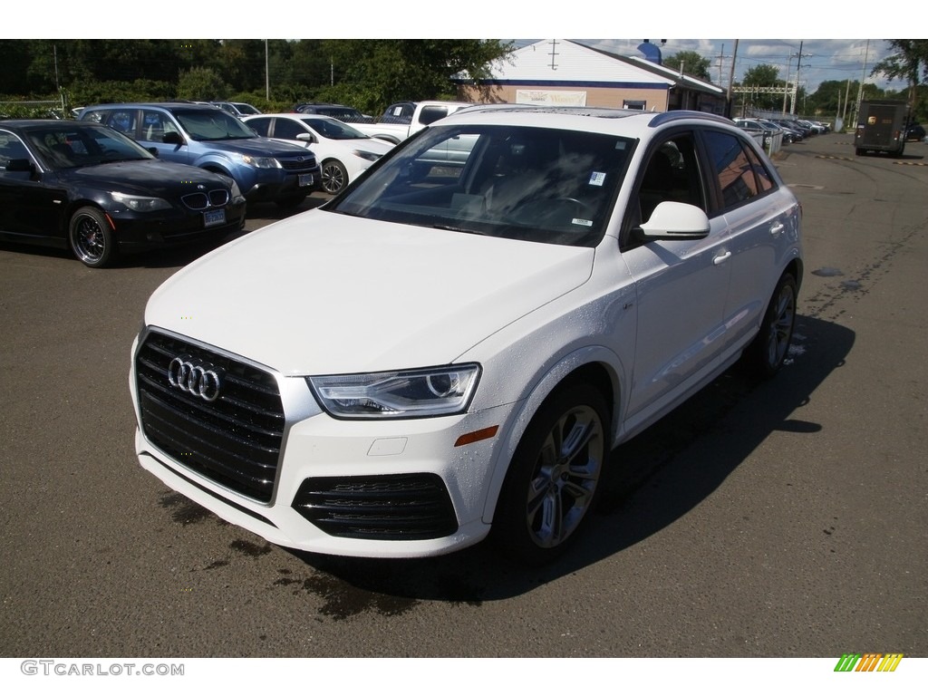 2018 Q3 2.0 TFSI Premium - Cortina White / Black photo #1