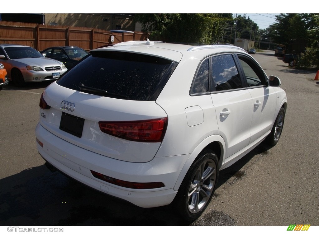 2018 Q3 2.0 TFSI Premium - Cortina White / Black photo #5
