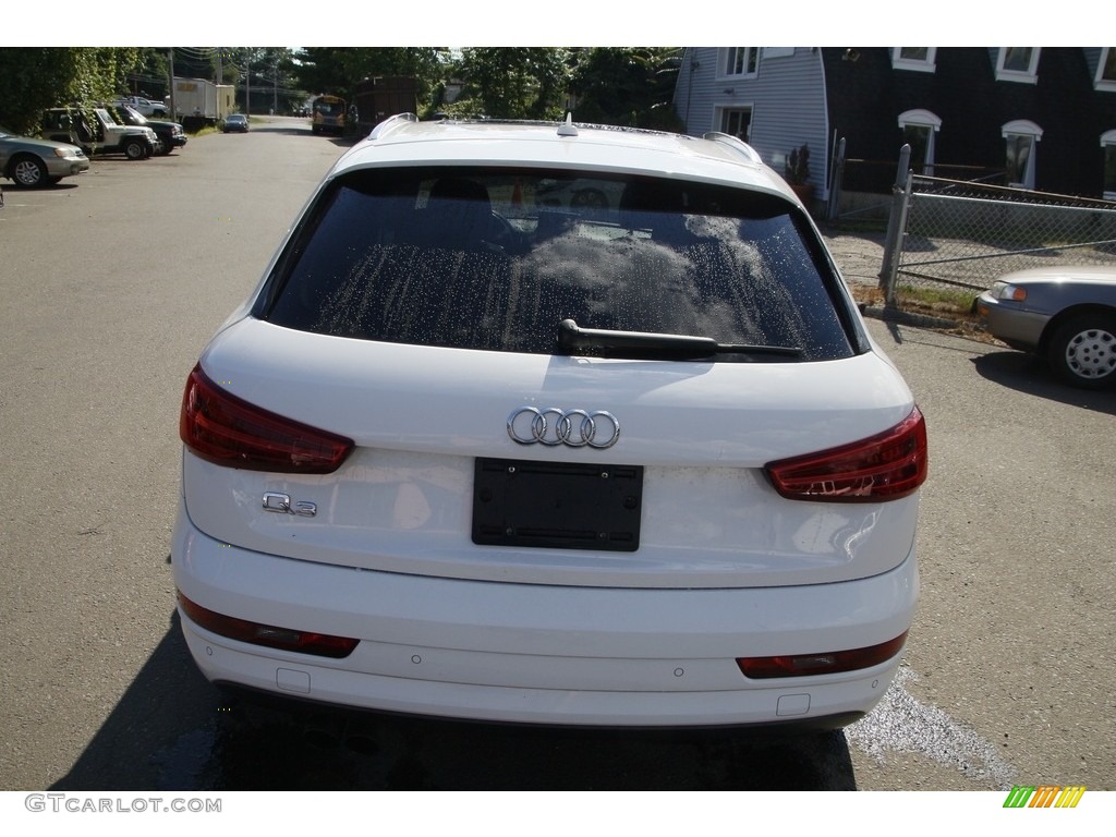 2018 Q3 2.0 TFSI Premium - Cortina White / Black photo #6