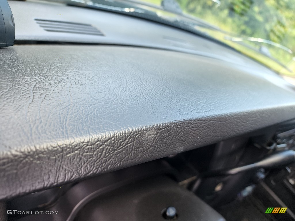 2003 Ram 3500 SLT Quad Cab 4x4 - Bright White / Dark Slate Gray photo #15