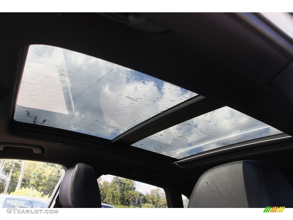 2018 Q3 2.0 TFSI Premium - Cortina White / Black photo #11