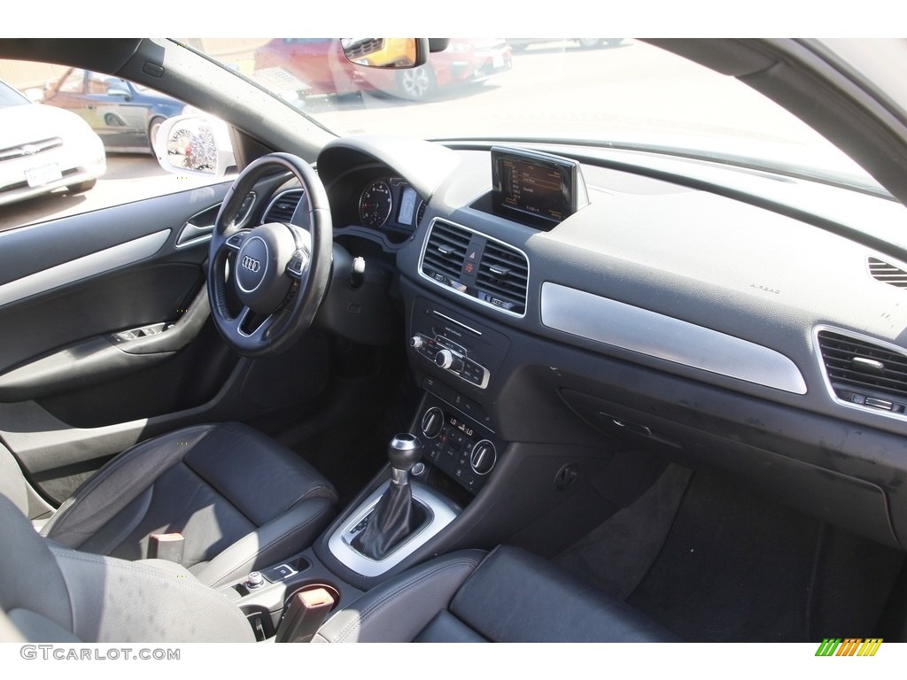 2018 Q3 2.0 TFSI Premium - Cortina White / Black photo #17