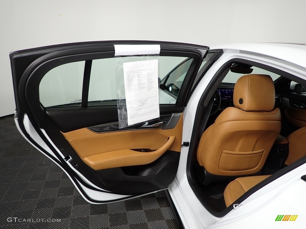 2022 Cadillac CT5 V-Series AWD Door Panel Photos