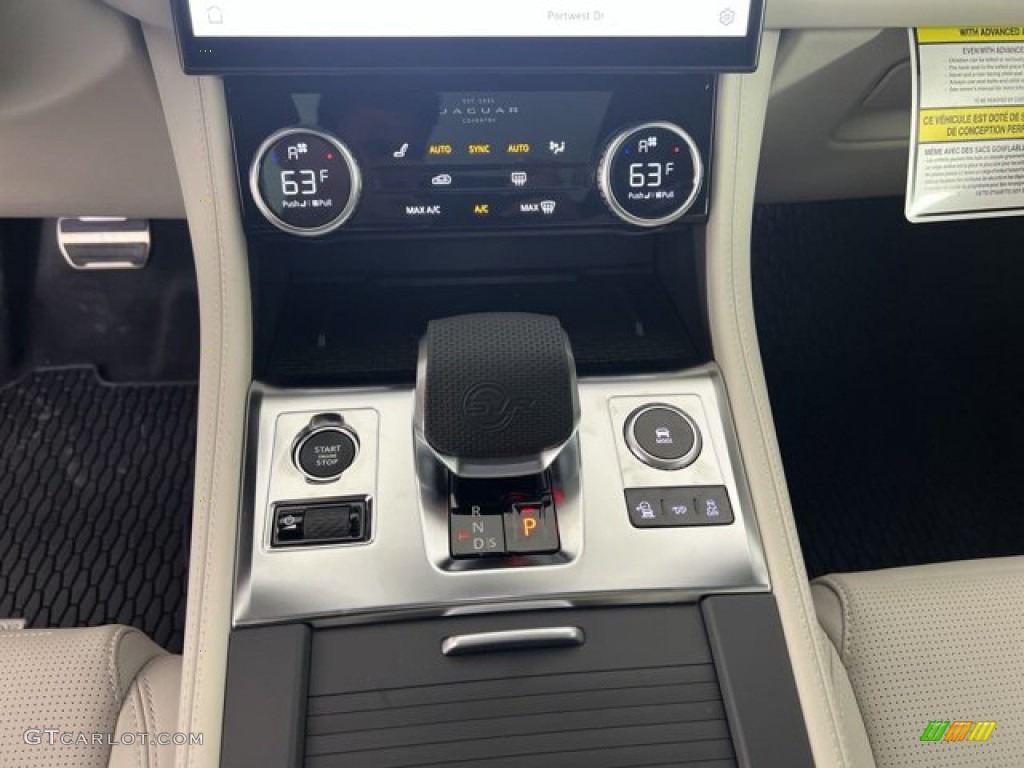 2023 Jaguar F-PACE SVR Transmission Photos