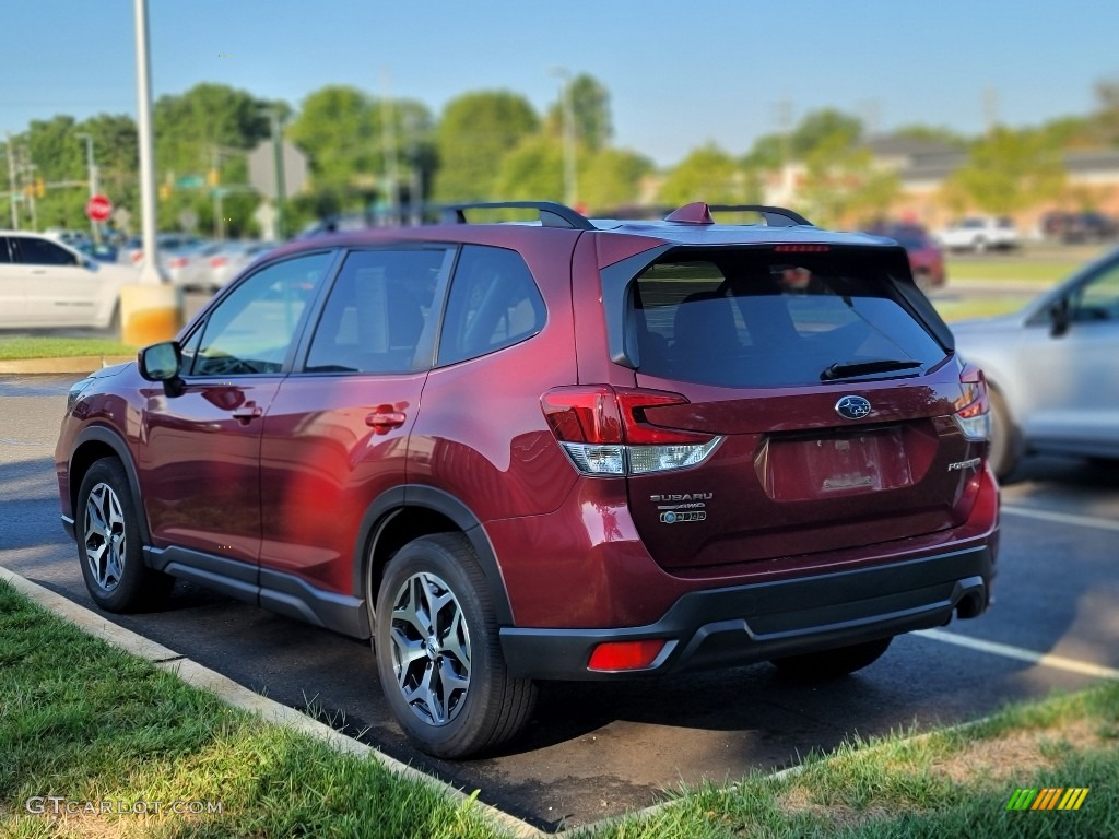 2019 Forester 2.5i Premium - Crimson Red Pearl / Gray photo #11