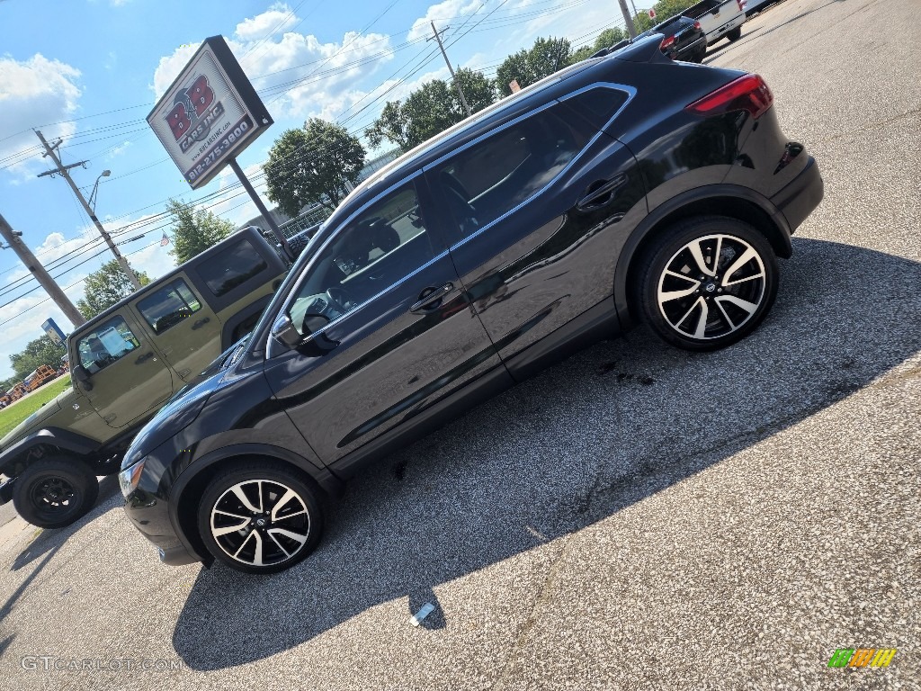2019 Rogue Sport SL - Magnetic Black Pearl / Charcoal photo #1