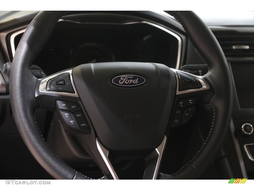 2020 Fusion SE - Rapid Red / Light Putty photo #8