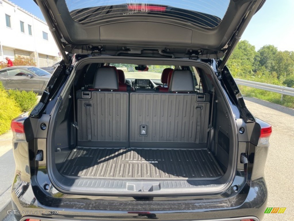 2022 Toyota Highlander XSE AWD Trunk Photos