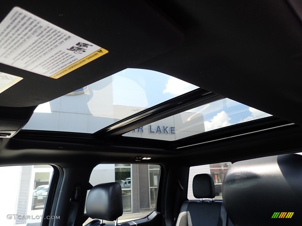 2019 Ford F150 SVT Raptor SuperCrew 4x4 Sunroof Photo #144766719