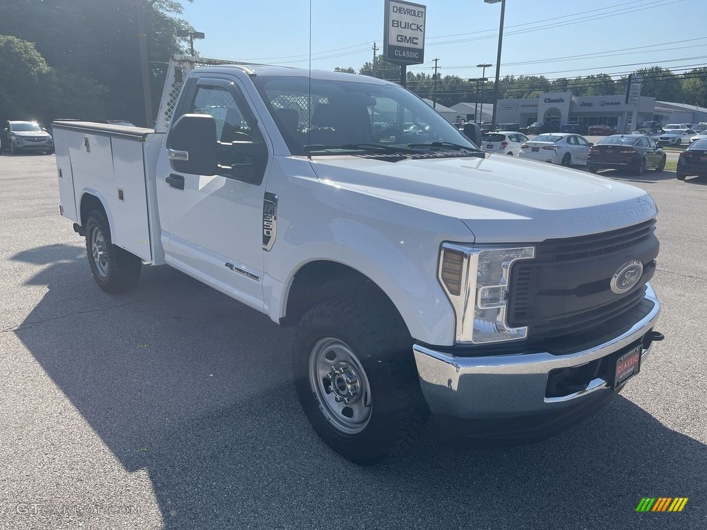 Oxford White 2018 Ford F350 Super Duty XL Regular Cab 4x4 Chassis Exterior Photo #144767469